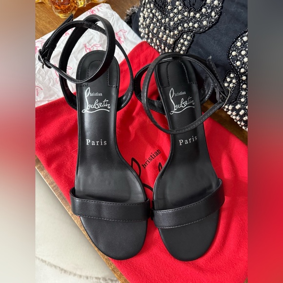 C. Loub Elegant Black Heels - Picture 1 of 13